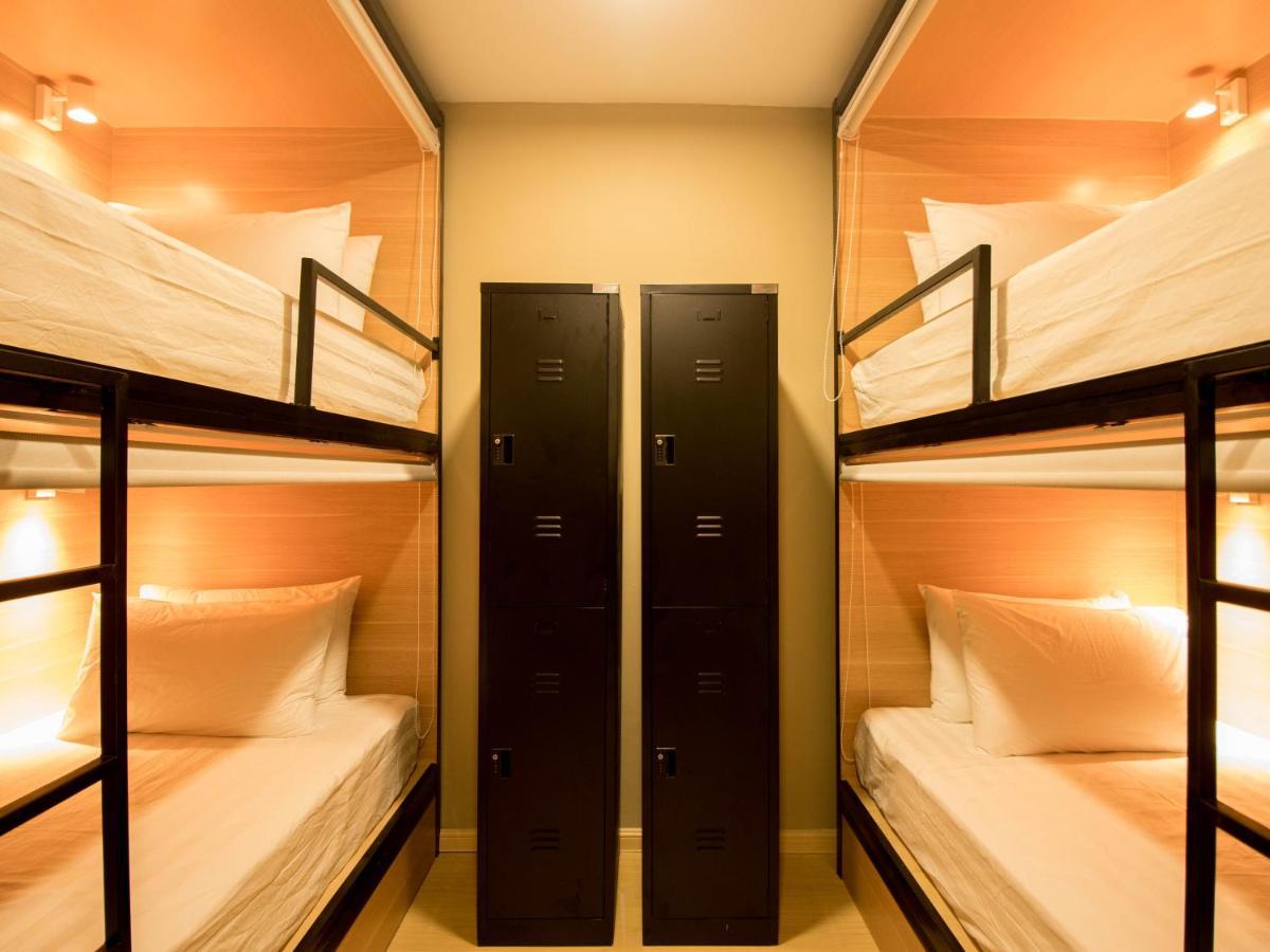 Hexa Hotel & Backpackers Capsules Bukit Bintang Куала Лумпур Екстериор снимка